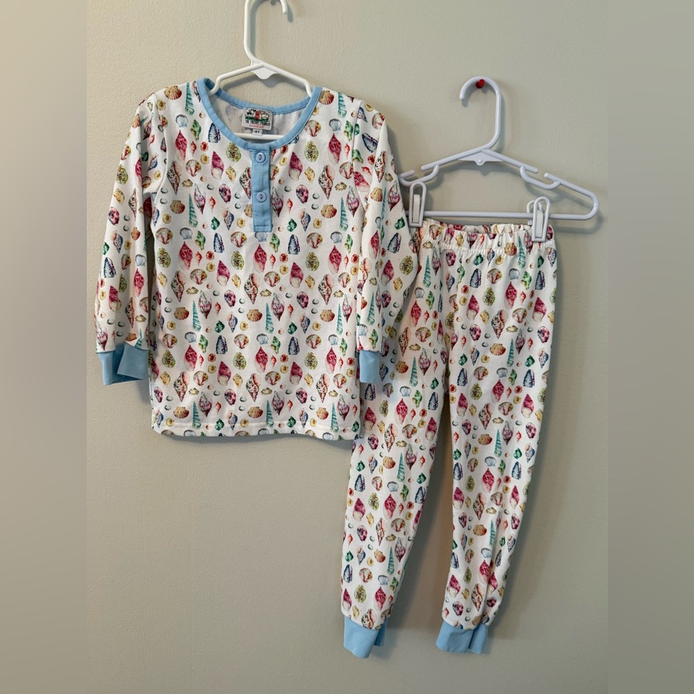 The Trendy Toddler Colorful Seashell Pajamas